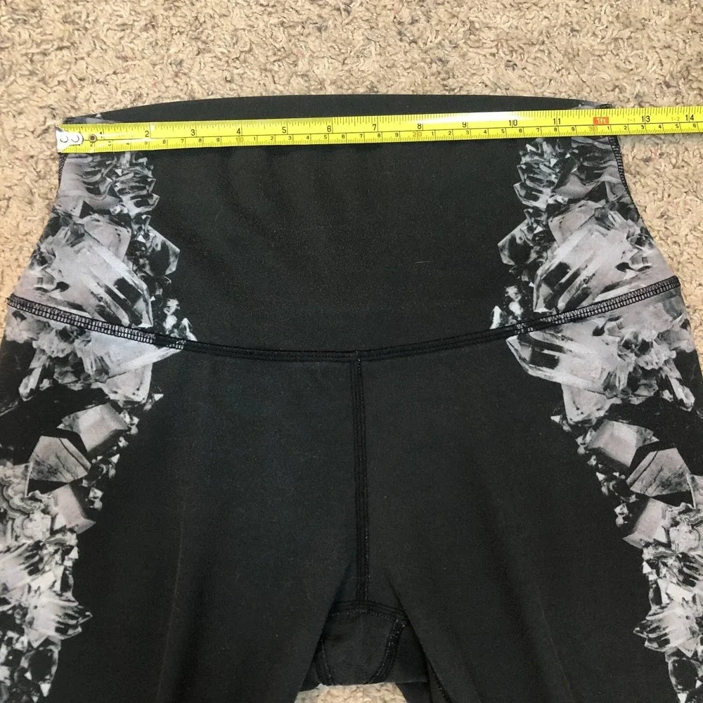 Alo Yoga Leggings Pants Womens XS Gray White Abstract Pattern Full‎ Length